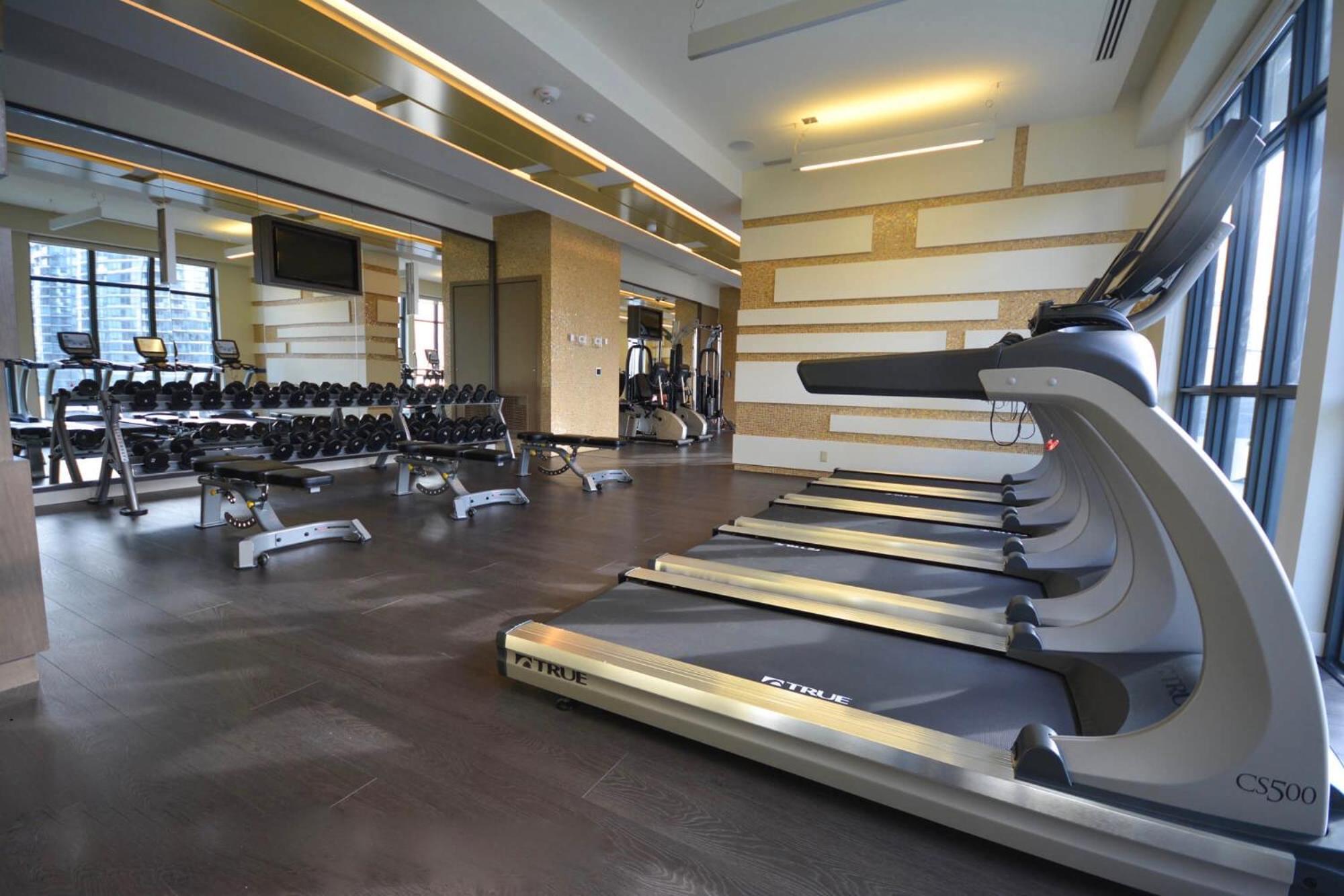 2Bedroom Cn Tower And Water Views - Free Parking - Rooftop Pool 토론토 외부 사진