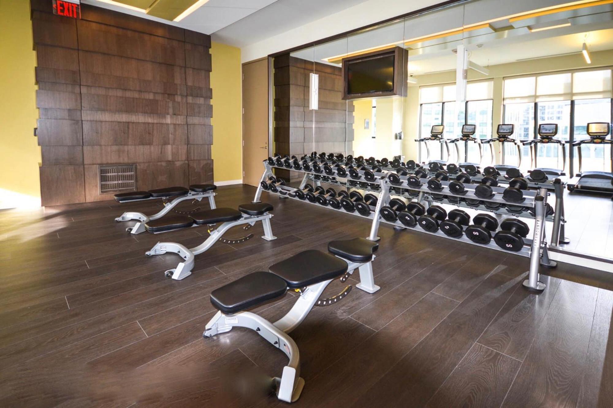2Bedroom Cn Tower And Water Views - Free Parking - Rooftop Pool 토론토 외부 사진
