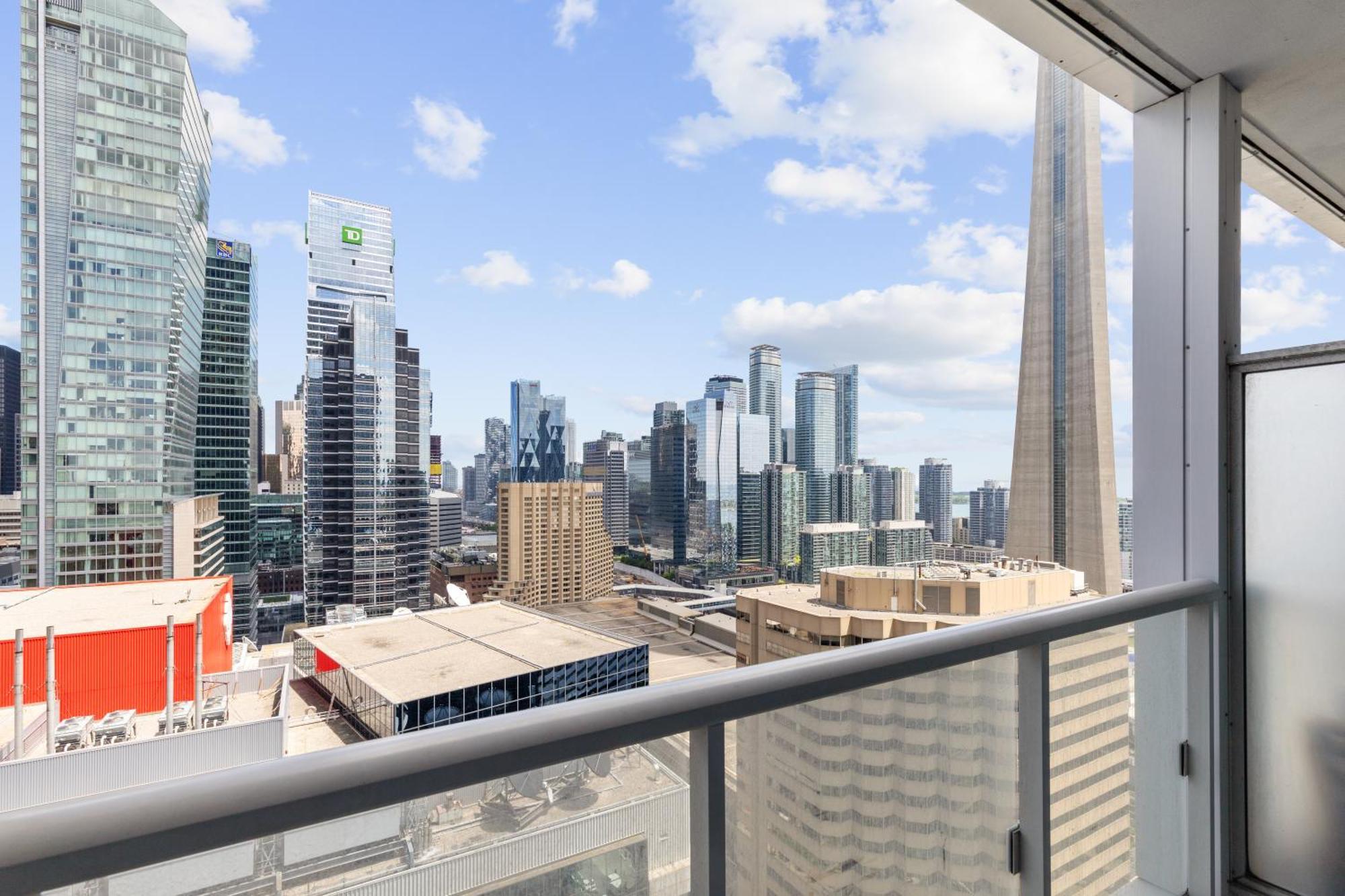 2Bedroom Cn Tower And Water Views - Free Parking - Rooftop Pool 토론토 외부 사진
